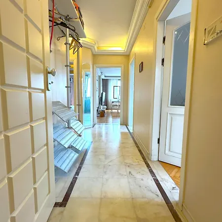 Cozy In Kadikoy Istanboel